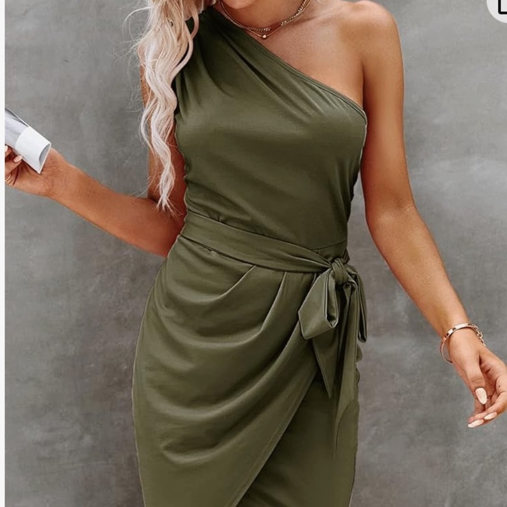 AHAIJ Sexy One Shoulder Ruched Bodycon Dresses Mini Cocktail Party Belted Dress